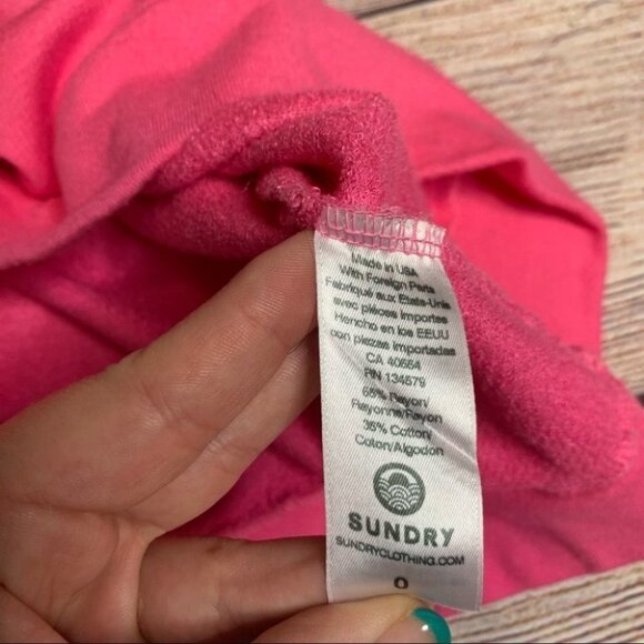 Sundry Love Me Truly Pink Sweatshirt Size 0 - Picture 5 of 10